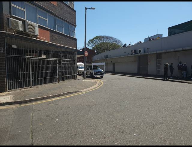 300M² WAREHOUSE TO LET IN GREYVILLE
